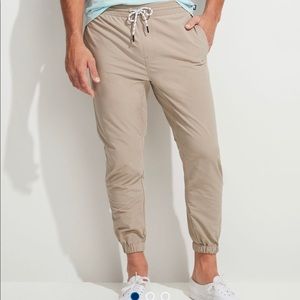 Large Vineyard Vines Joggers, Khaki, Performance On-The-Go Joggers, New
